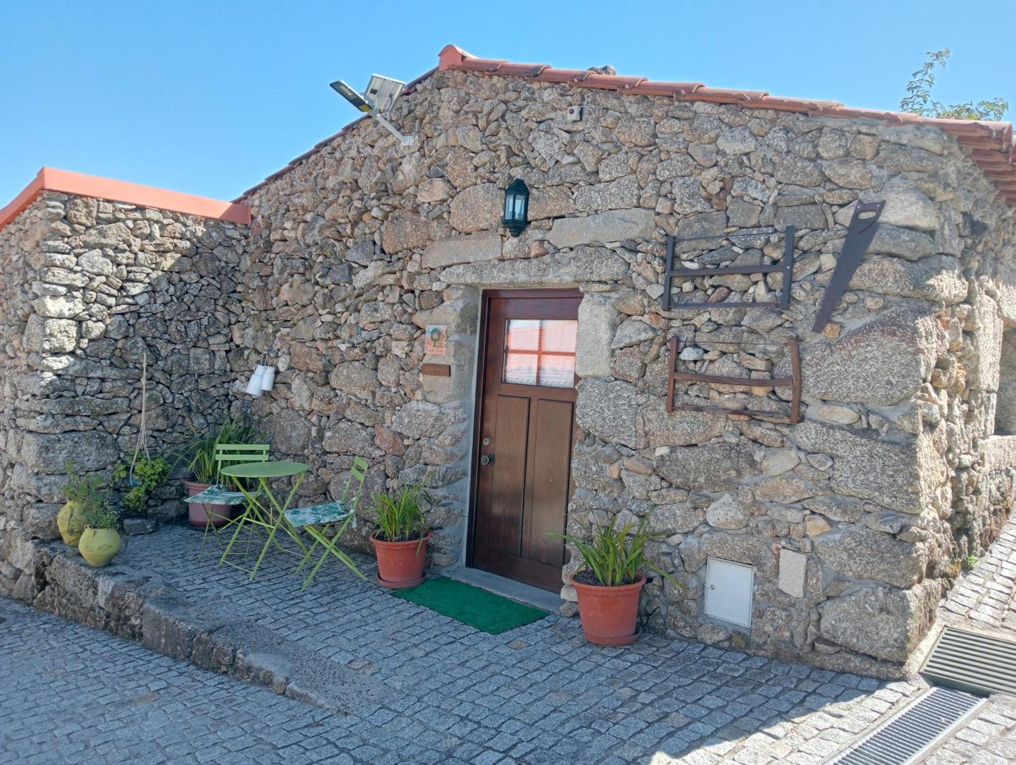 מלון פנאלבה דו קסטלו Eiras Do Dao מראה חיצוני תמונה